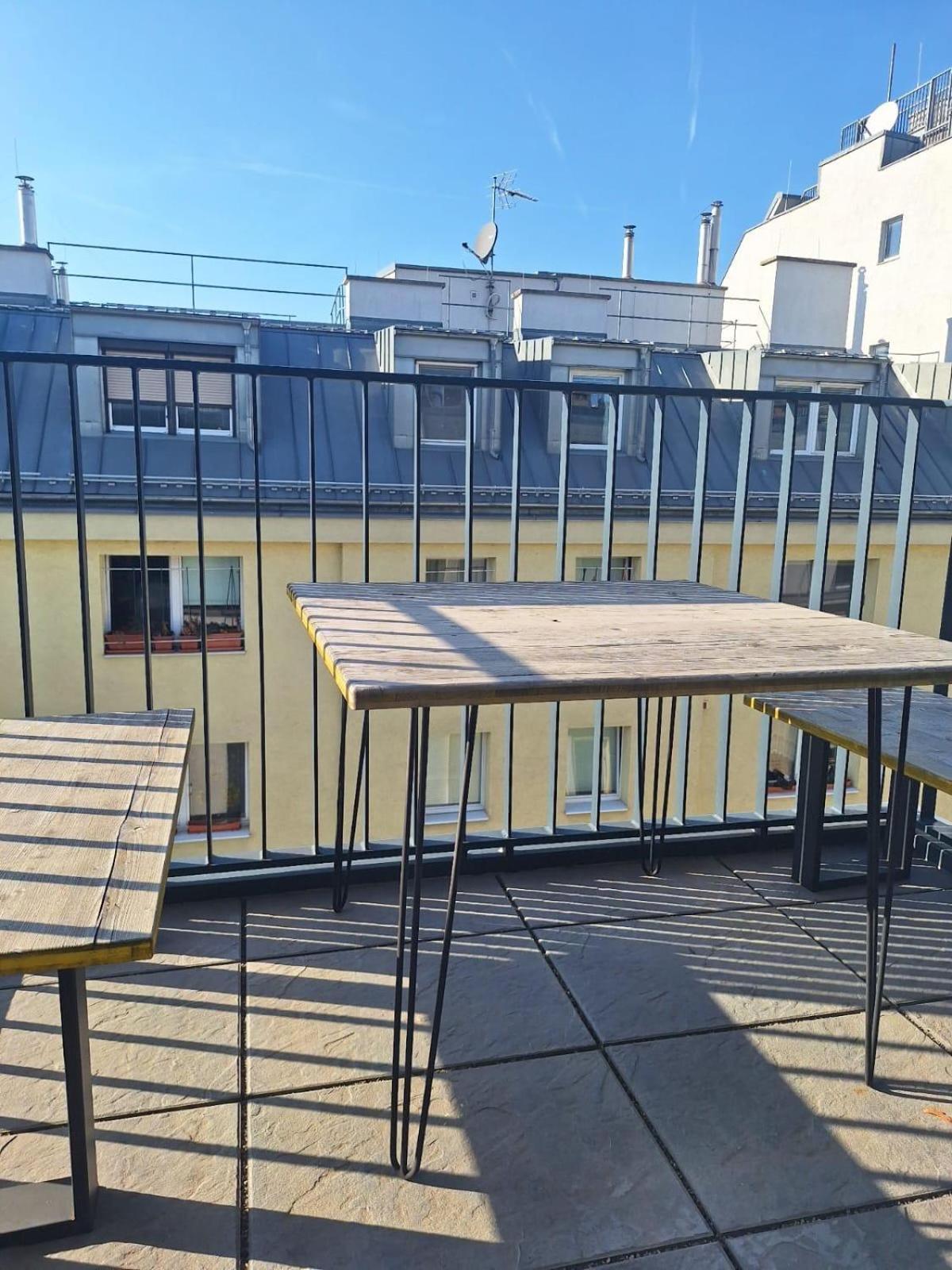 Betariel'Com Akh University Wien Eksteriør bilde
